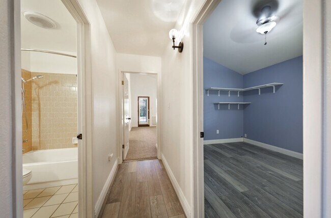 Building Photo - 3905 Cibola Ct
