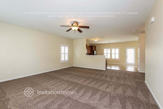 Building Photo - 10211 Daniel Dwayne Dr