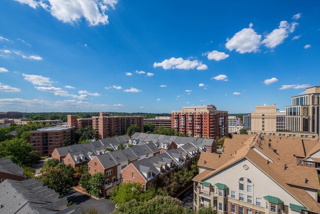 view from balcony - 1276 N Wayne St