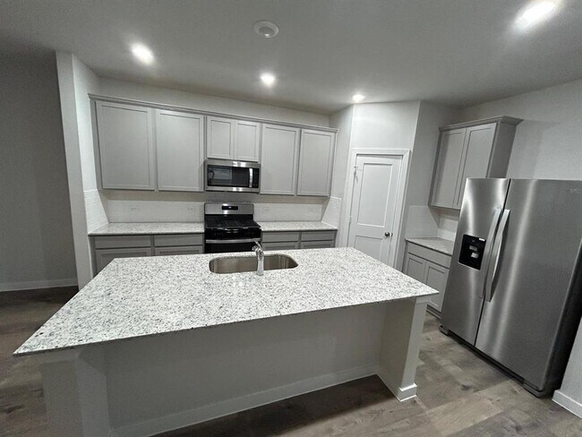 Building Photo - 7850 Alset Dr