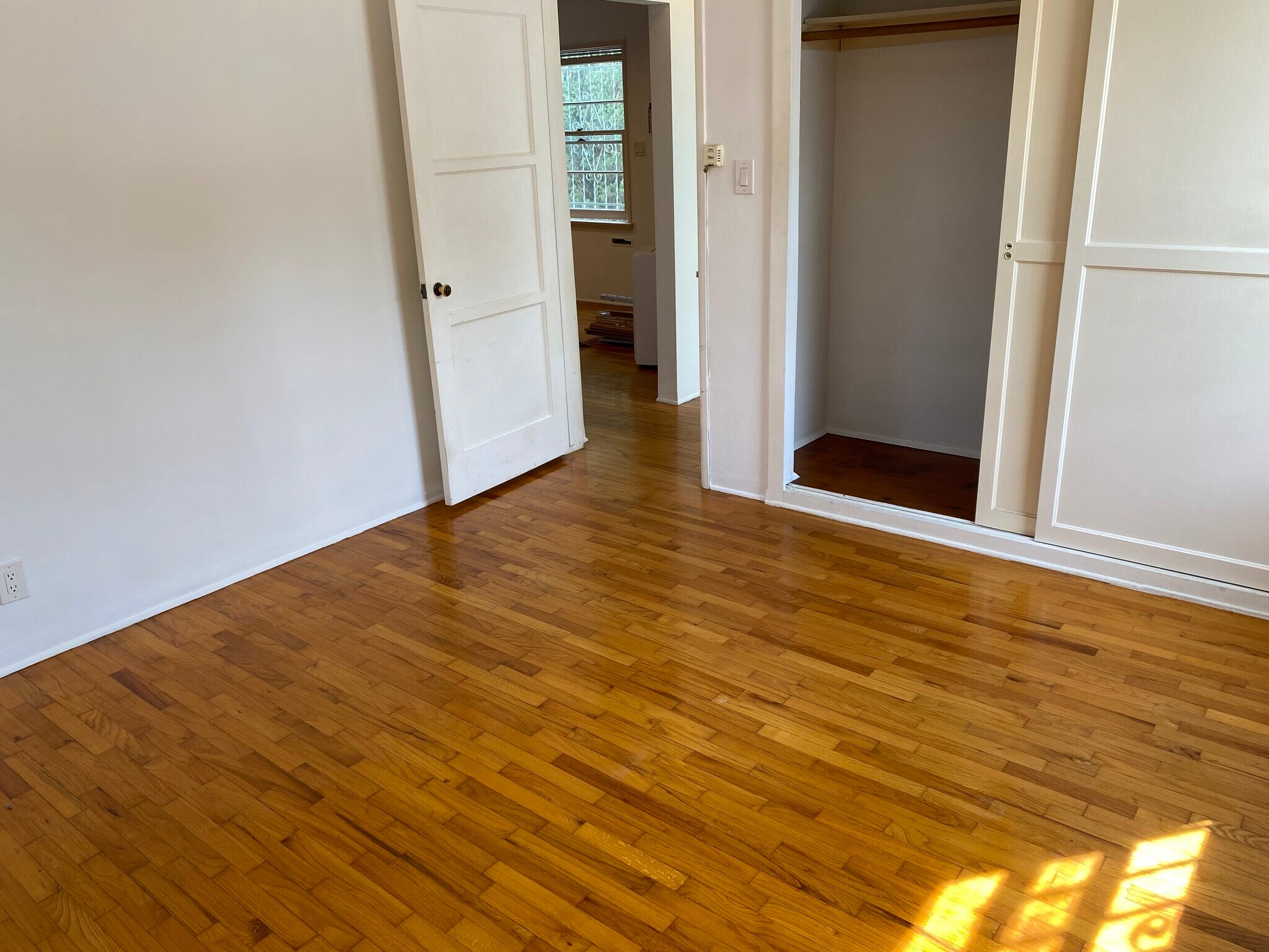 Building Photo - 3315 Caroline Ave