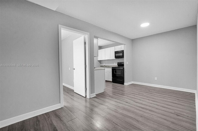 Building Photo - 400 NW 65th Ave