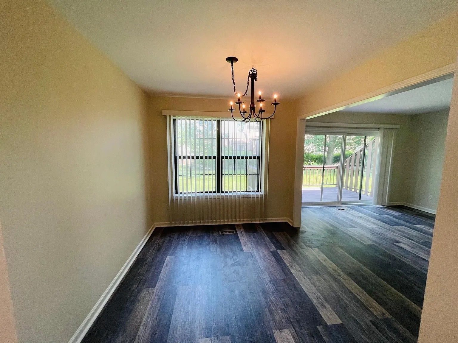 Building Photo - 7 Liberte Ln