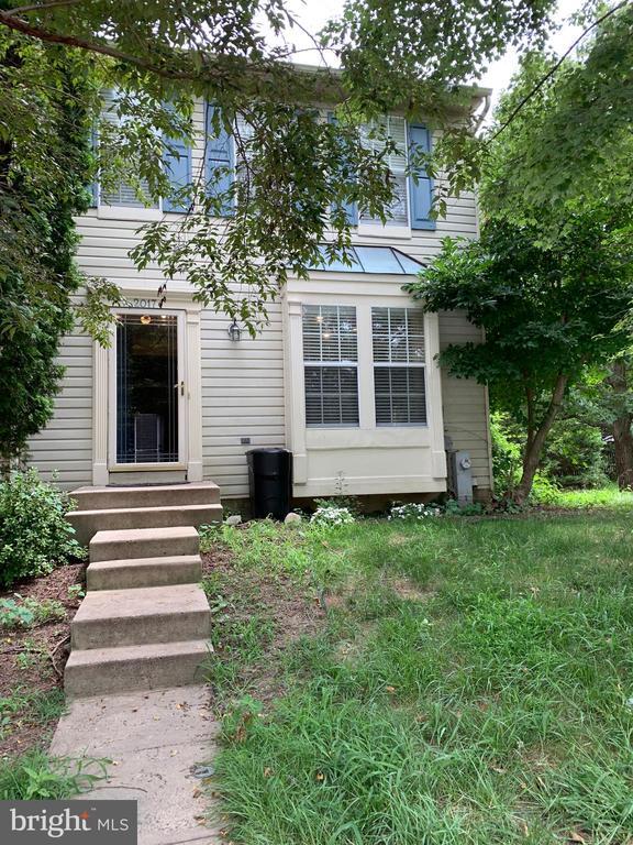 Building Photo - 2017 Heritage Dr