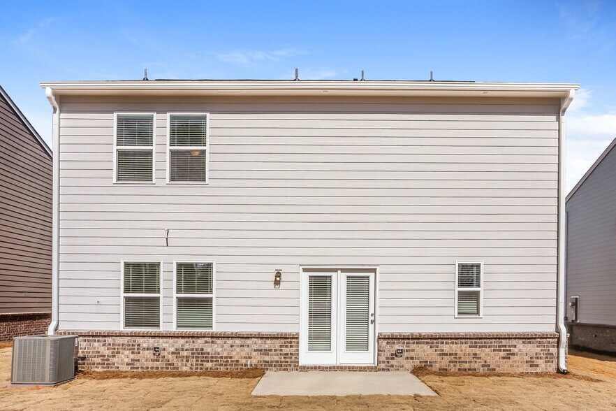 Building Photo - 7624 Saffron Ave