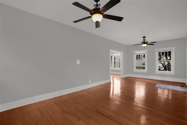 Building Photo - 1629 Ferris Ave