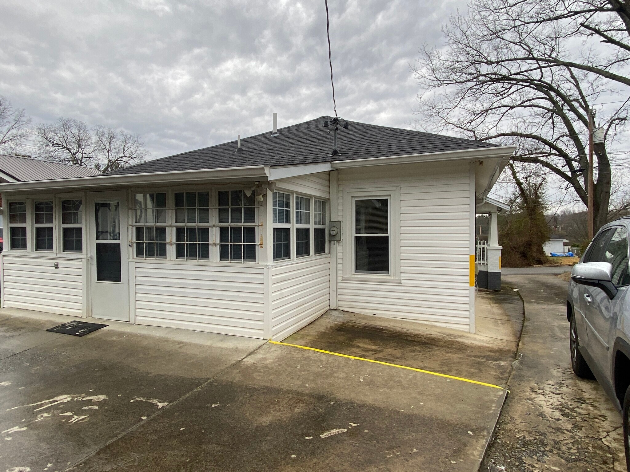 Building Photo - 600 Franklin St