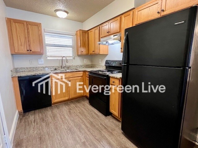 Building Photo - 101 Calla Ct