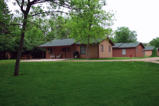 Two Bedroom Cottage - 2912 Chapel Ln