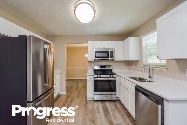 Building Photo - 6474 Rebecca Way