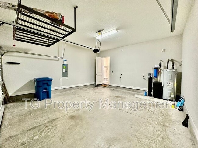 Building Photo - 11477 Surfline Ct