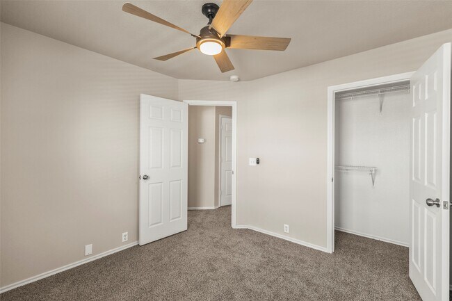 Building Photo - 16818 Pine Castle Dr