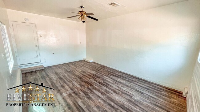 Building Photo - 3307 Culver St