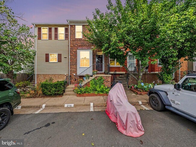 Building Photo - 13849 Constitution Ct