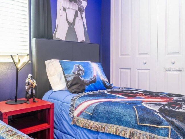 Building Photo - 8956 Takeaway Wy