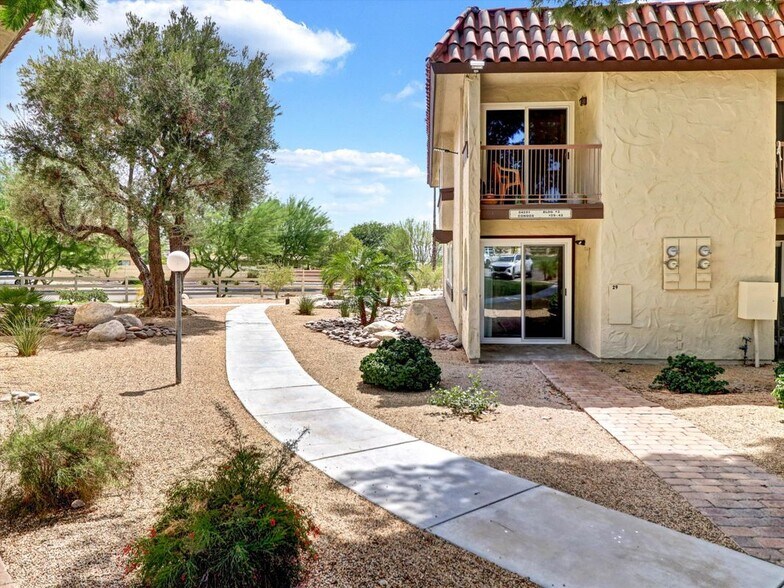 Building Photo - 64281 Spyglass Ave