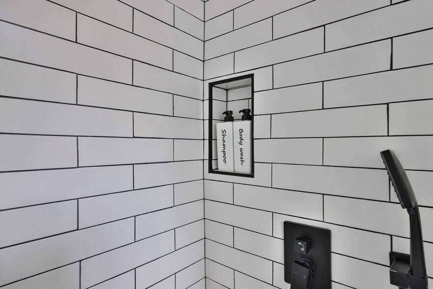 Building Photo - 5019 Hawley Blvd