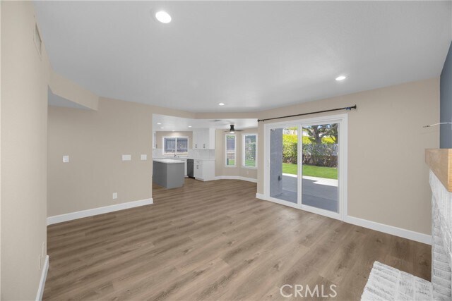 Building Photo - 5700 Torrey Pine Pl