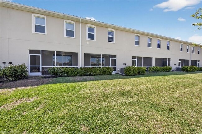 Building Photo - 2898 Blossom Way