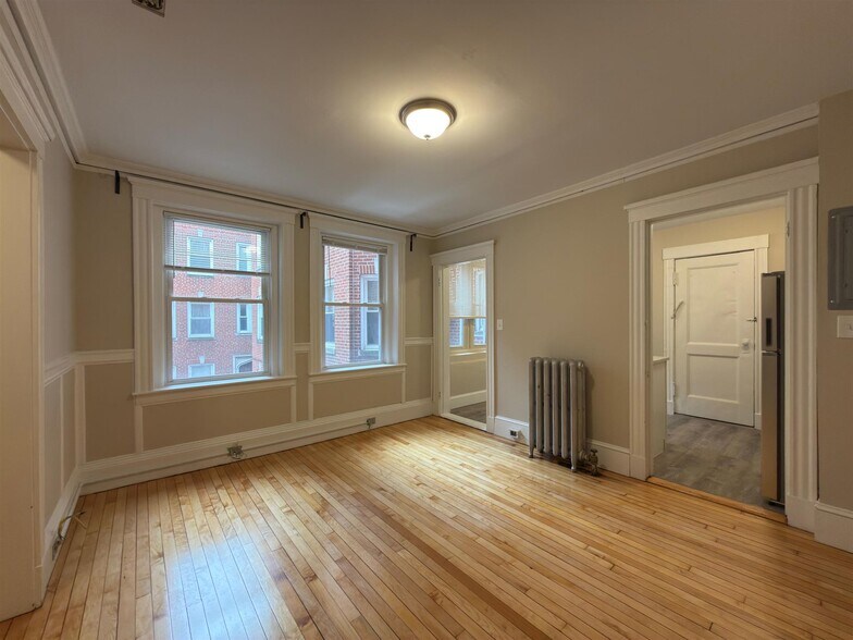 Building Photo - 6 Craigie Cir