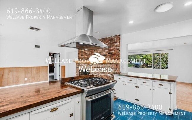 Building Photo - 6248 Rockhurst Dr