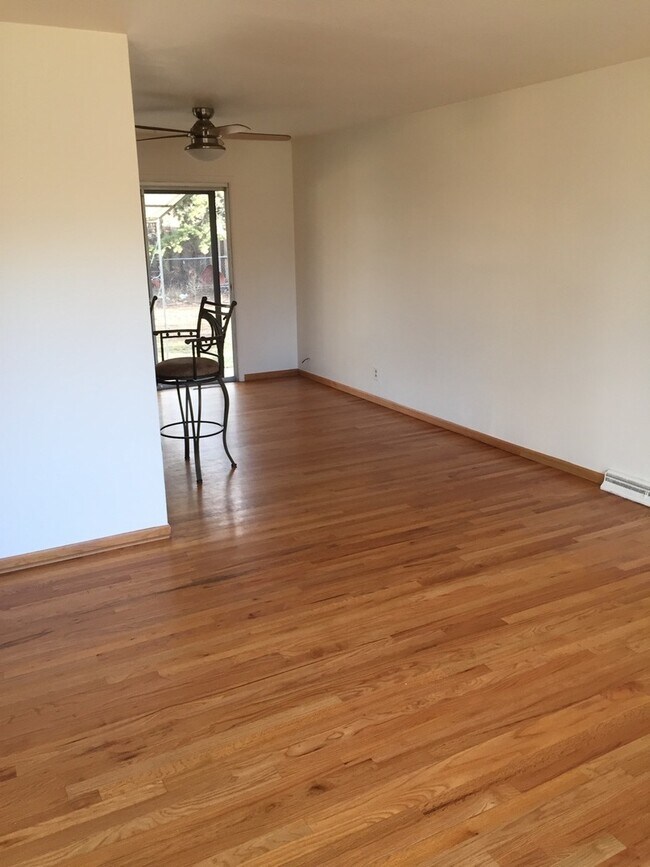 Building Photo - Bright South Boulder House for Rent