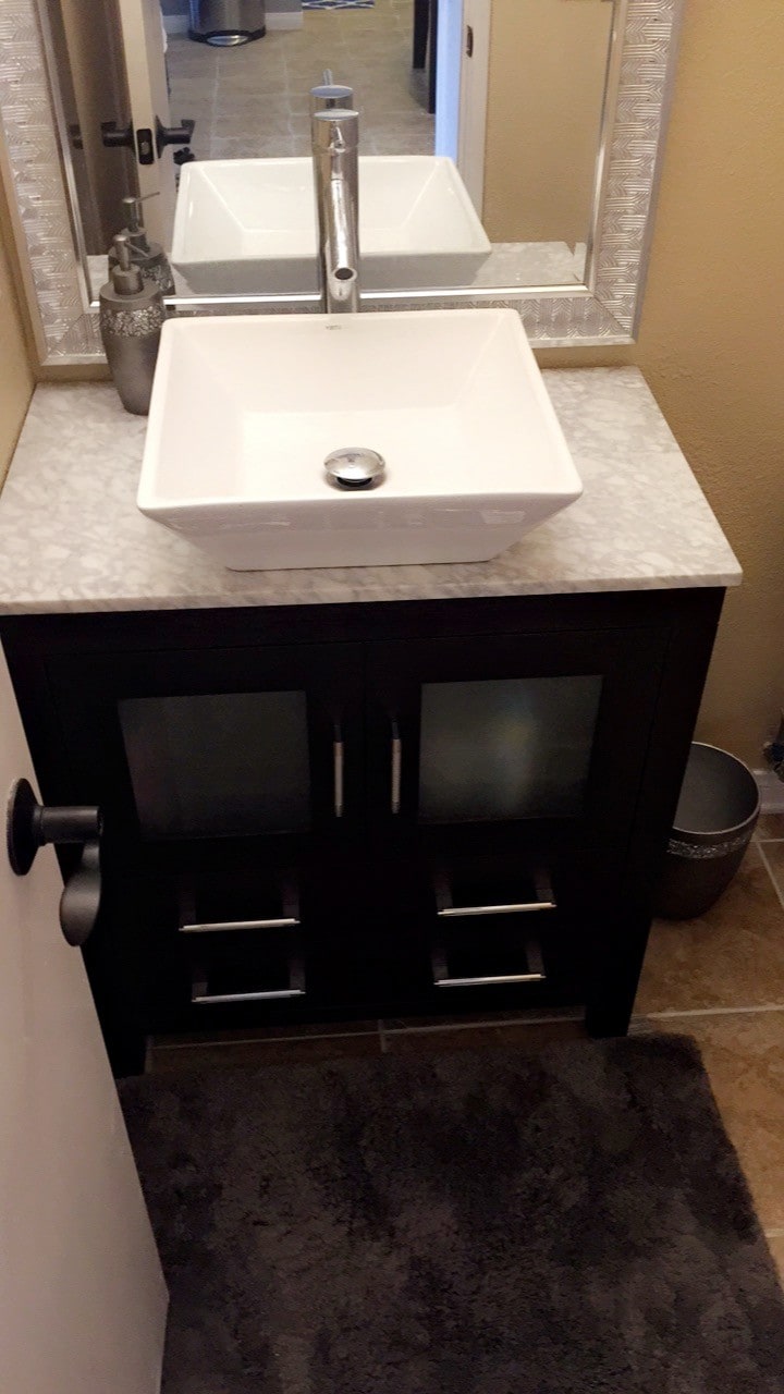 Upgraded Bathroom Vanities - 2150 Camino De La Reina