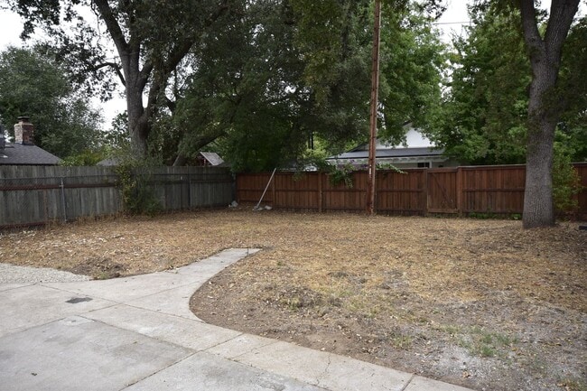 Building Photo - 7597 Orange Dr