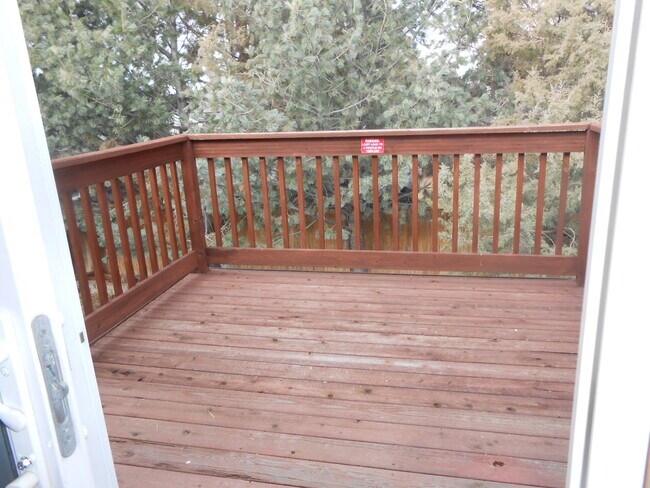 Building Photo - 20946 Lupine Ave