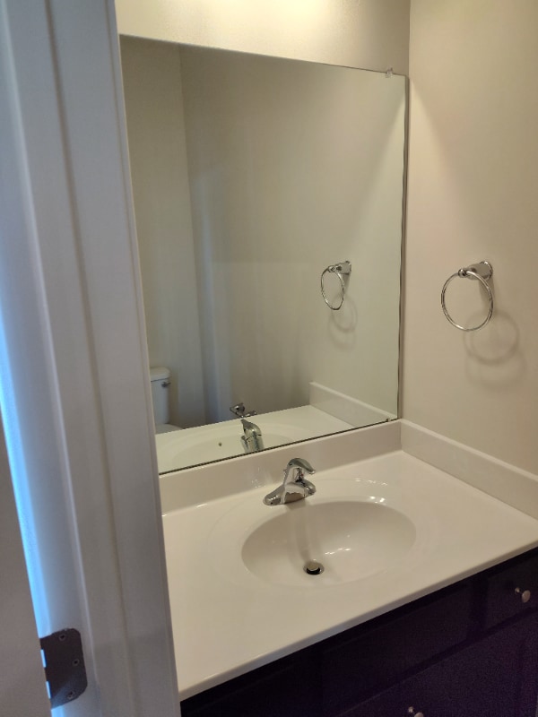 Building Photo - 409 Willowshire Ct