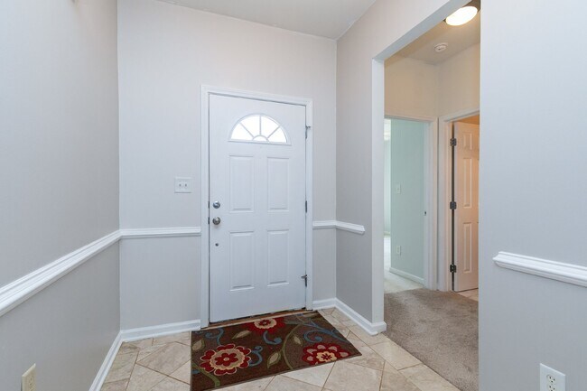 Building Photo - 412 Cline Falls Dr
