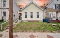 Building Photo - 2615 Lagrange St