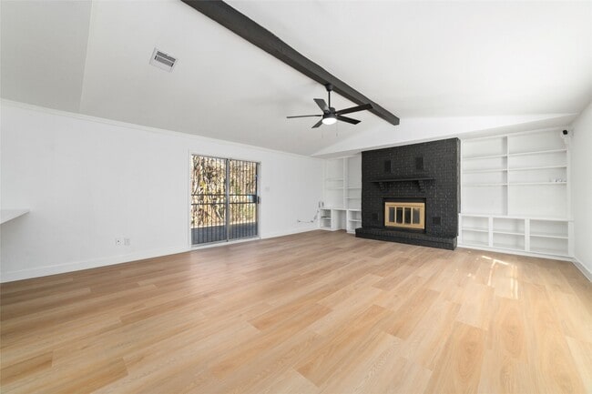 Building Photo - 419 Bellmar Dr