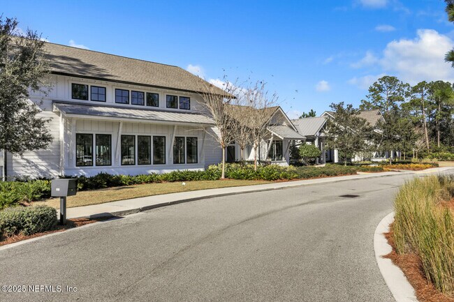 Building Photo - 128 Wineberry Ln