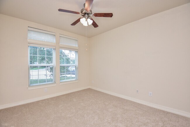 Building Photo - 2403 Galleon Point Ct