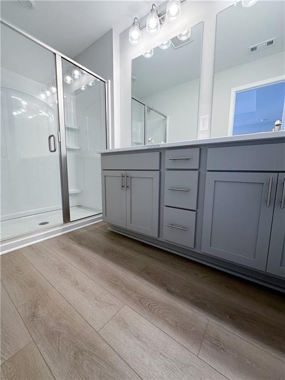 Building Photo - 493 Crown Dr