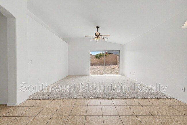 Building Photo - 1237 W Fruit Tree Ln
