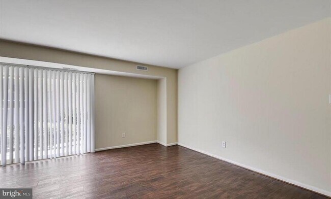 Building Photo - 3408 25th St S