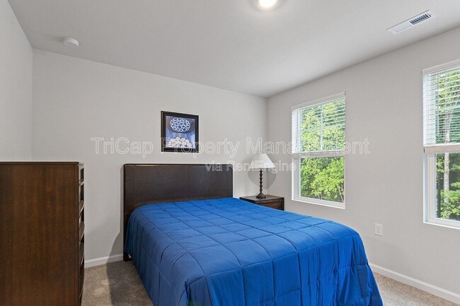 Building Photo - 1721 Chirping Trl