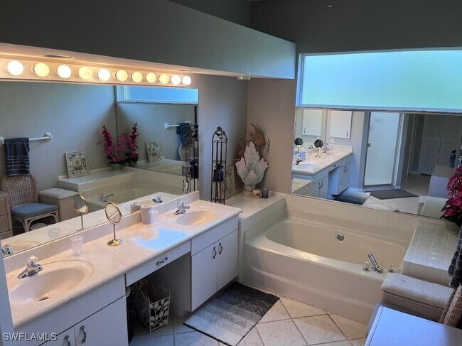 Building Photo - 14944 Hickory Greens Ct