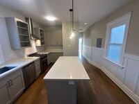 Building Photo - 817-821 Oak Street (7057r)