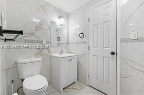 Building Photo - 4530 SW 25th St