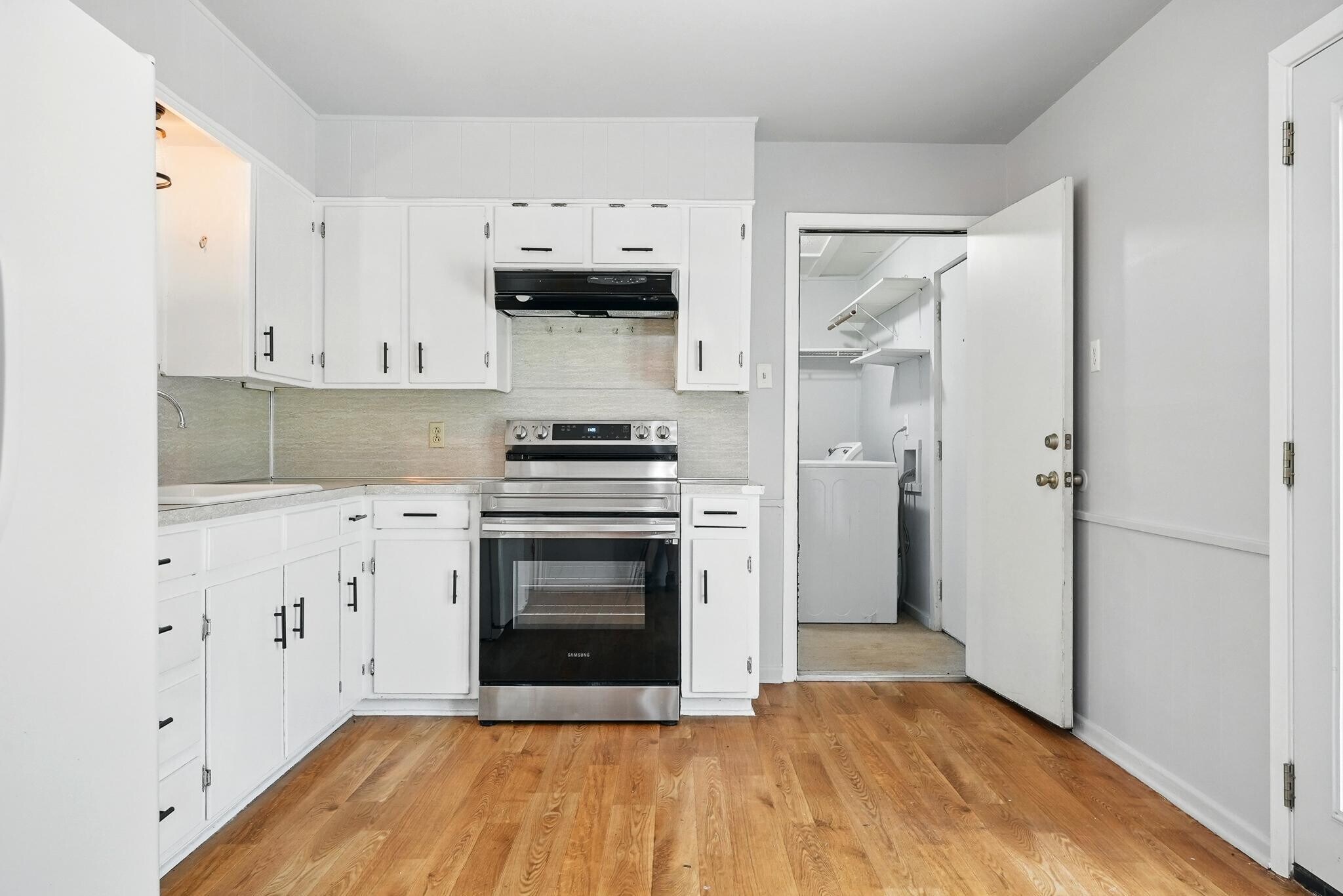 Building Photo - 2349 Marsalis Dr