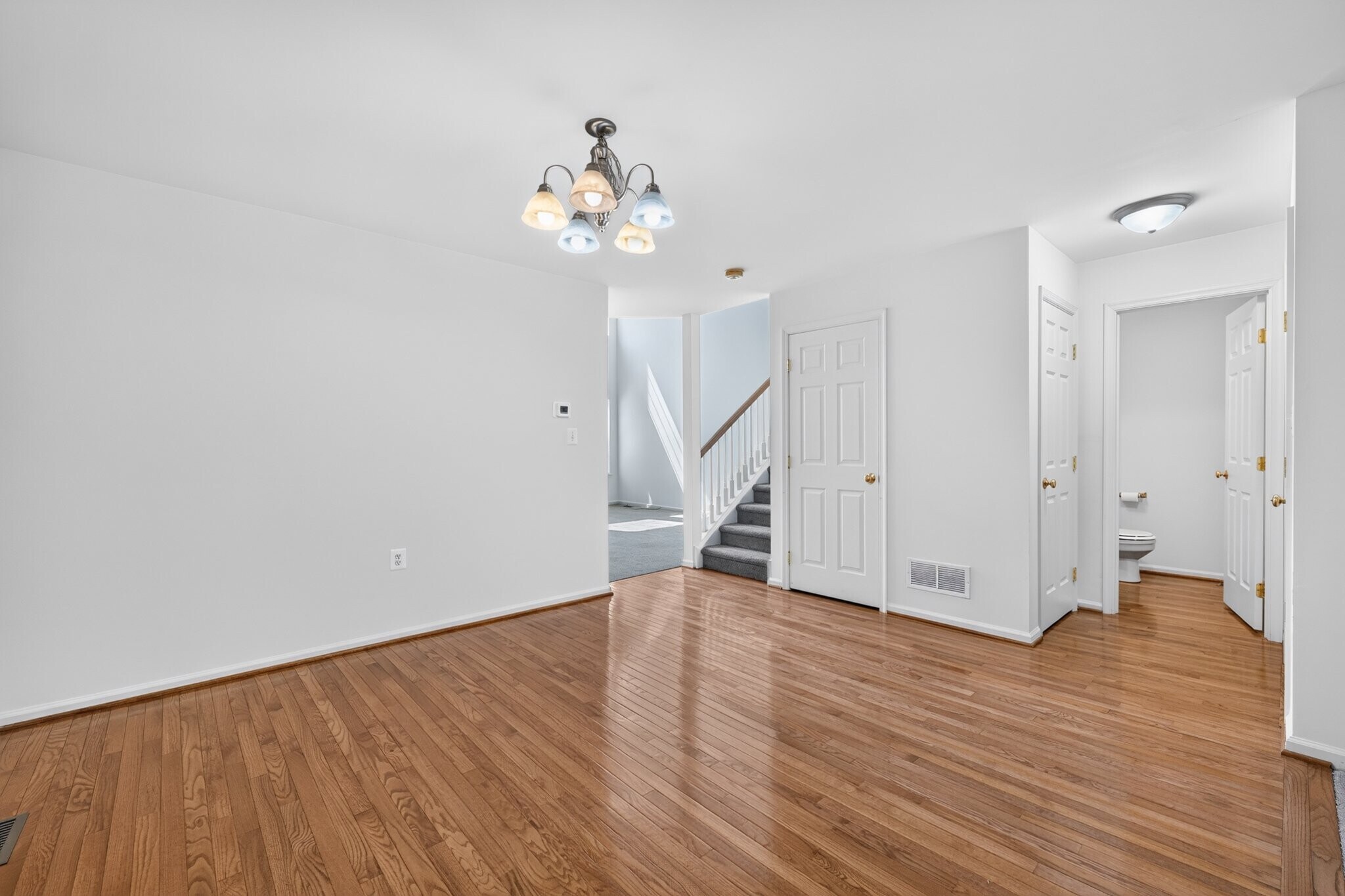Building Photo - 335 Wheatfield Cir