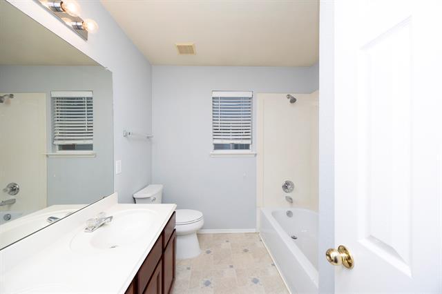 Building Photo - 6308 Lambeau Ct