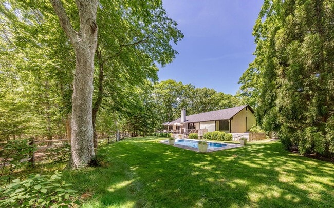 Building Photo - 24 Lilla Ln