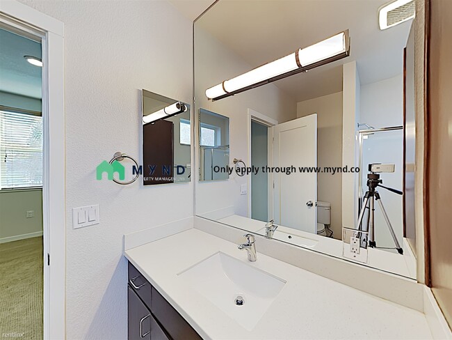 Building Photo - 2 br, 2.5 bath  - 519 T St Unit 102 Apt 102