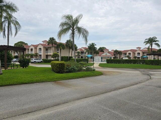 Building Photo - 10073 Perfect Dr