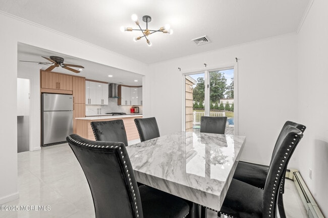 Building Photo - 17 Johnston St