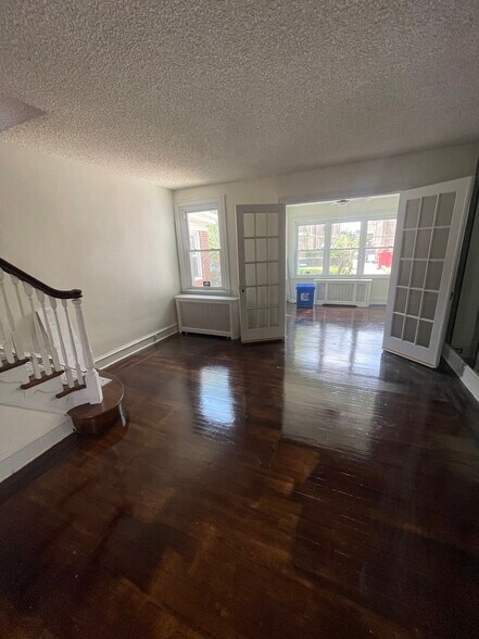 Building Photo - 3927 N 17th St